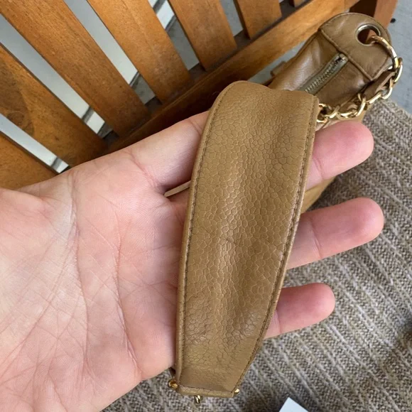 ✨ CHANEL Quilted Caviar Leather Shoulder Bag – Camel Beige – Made in Italy ✨ - Picture 14 of 16